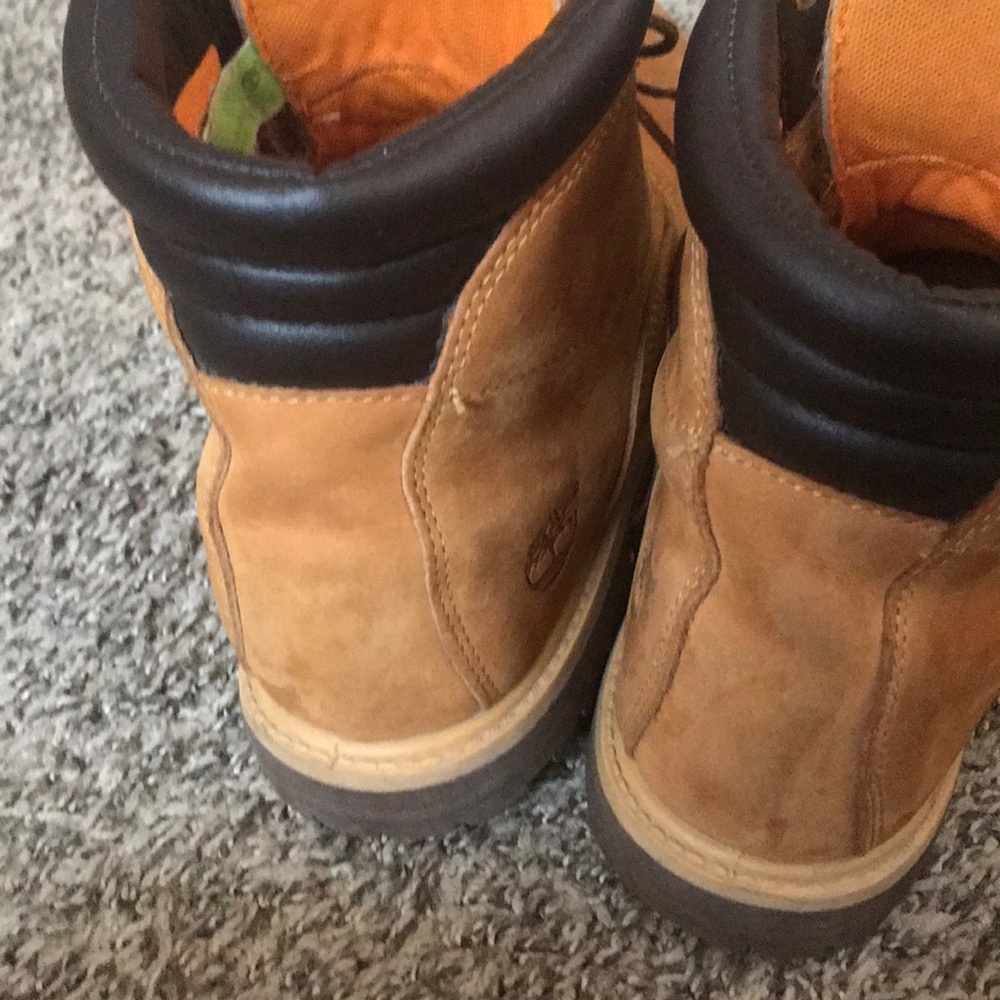 boots - Picture 3 of 4